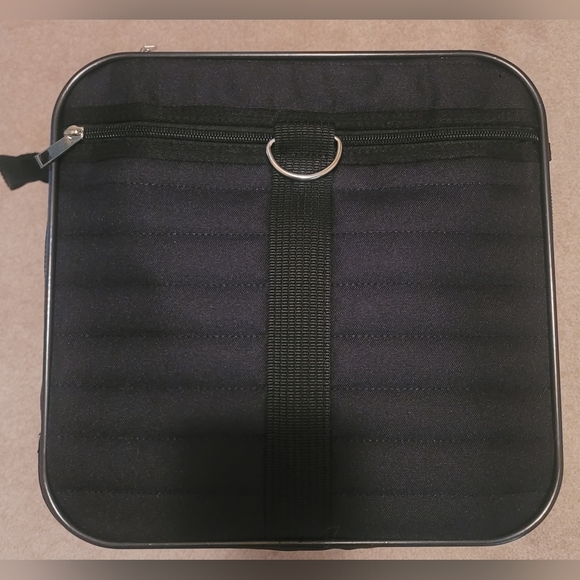 Pet Carrier Soft Sided Mesh Travel Tote For Small Dog or Cat - Picture 7 of 13